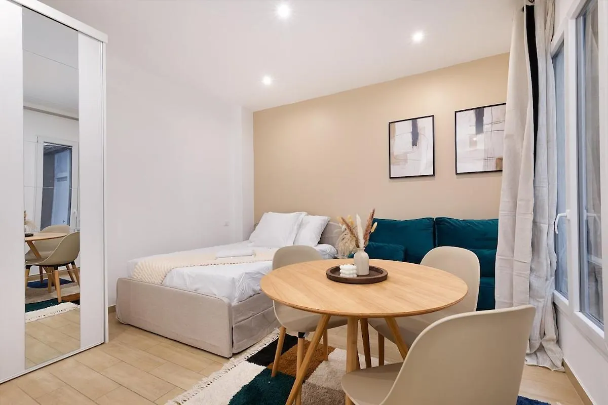 Lasuite Montbrun Paris