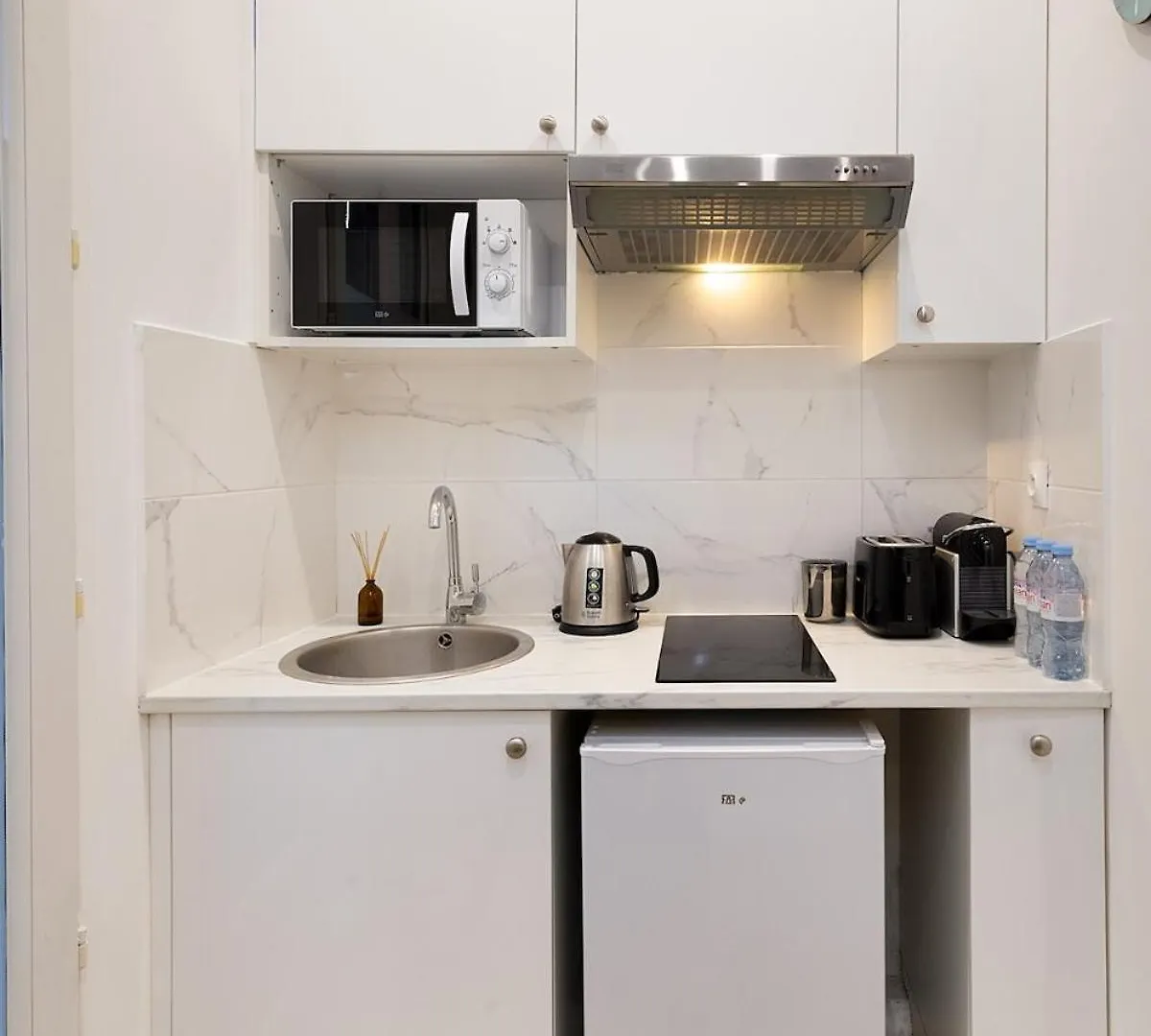 Lasuite Montbrun Paris